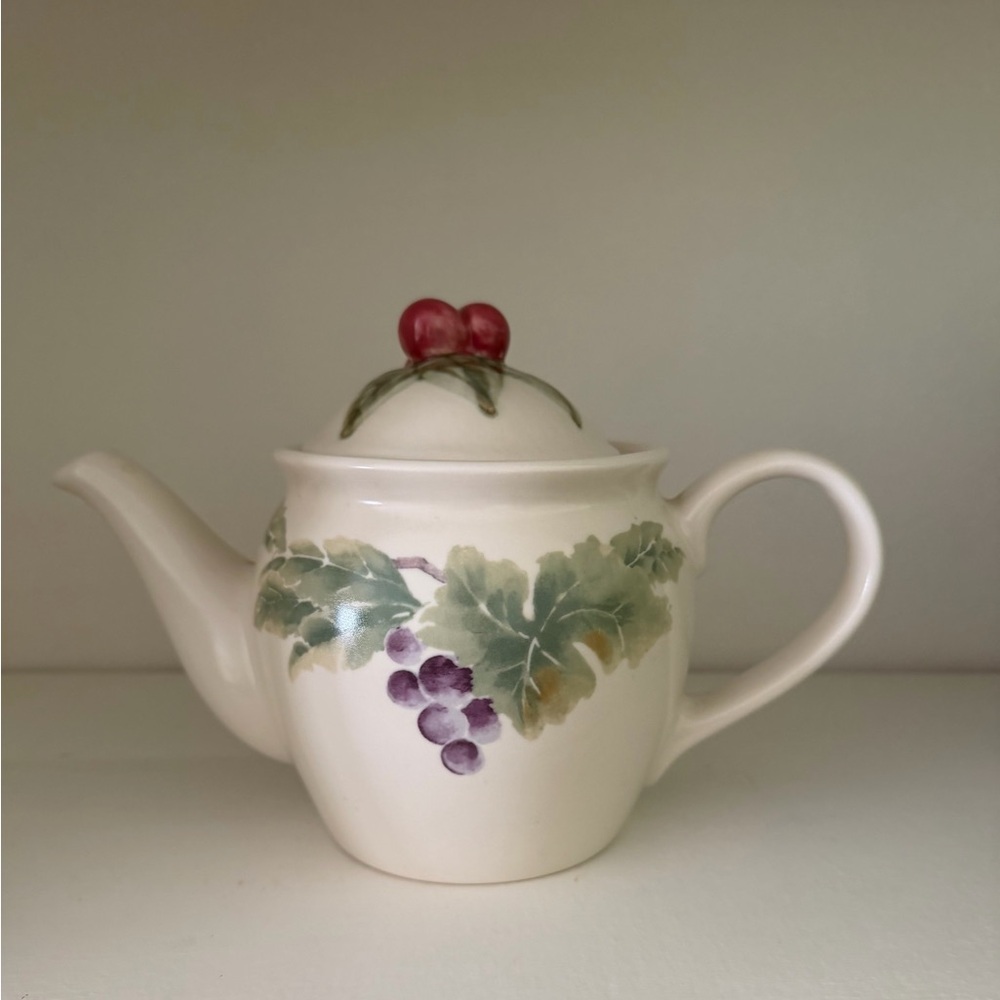 Vintage Pfaltzgraff Jamberry Sculpted Stoneware Teapot & Lid 4-cup Fruit Motif